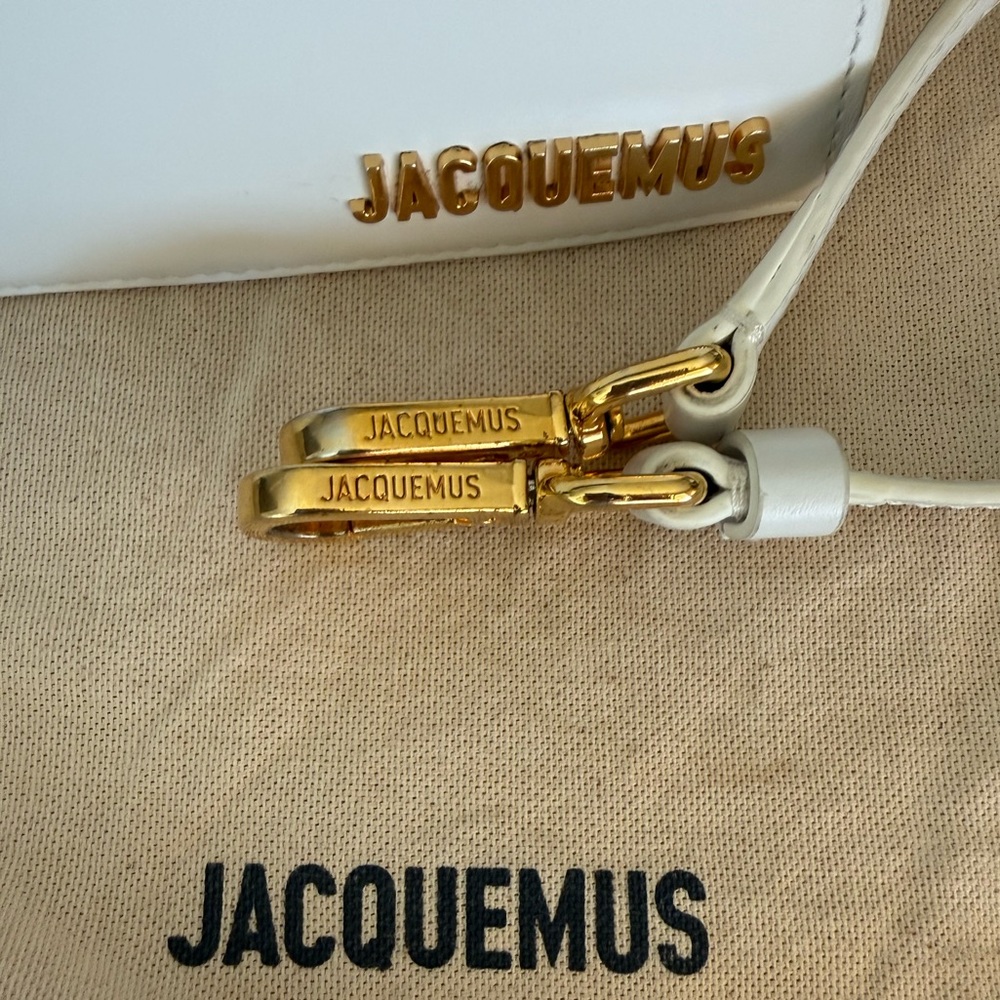Jacquemus White Mini Leather Shoulder Bag with Gold Hardware - Picture 2 of 8